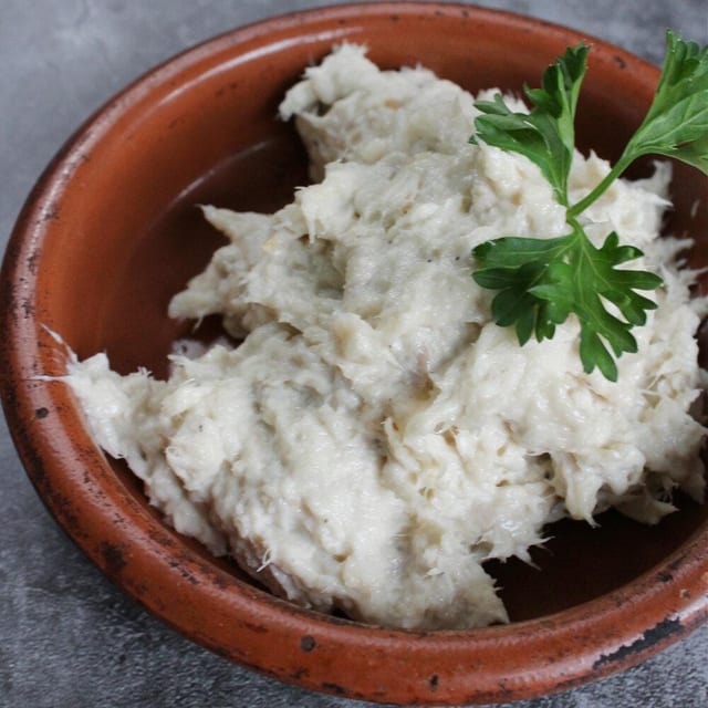 8oz. Whitefish Salad.